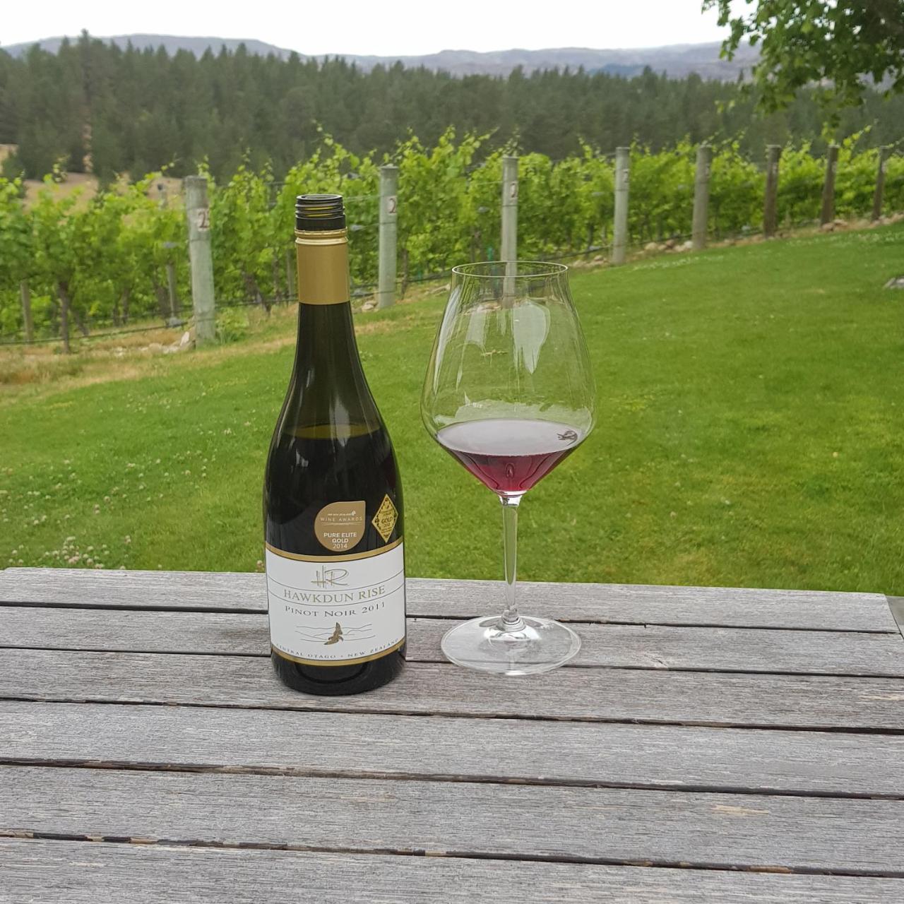 Hawkdun Rise Vineyard & Accommodation Alexandra Bagian luar foto